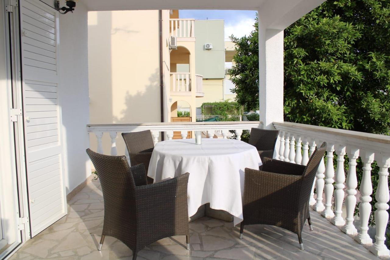 Superior Apt, 4 Rooms, 4 Bathrooms Promajna Kültér fotó