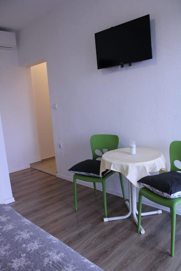 Superior Apt, 4 Rooms, 4 Bathrooms Promajna Kültér fotó