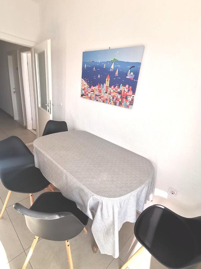 Superior Apt, 4 Rooms, 4 Bathrooms Promajna Kültér fotó